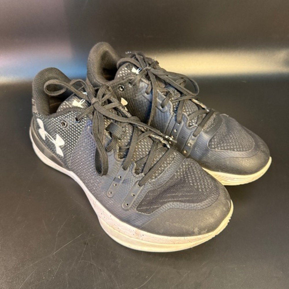 Under Armour Charged Controller 1290204-010 Black Basketball Shoe Womens 7.5